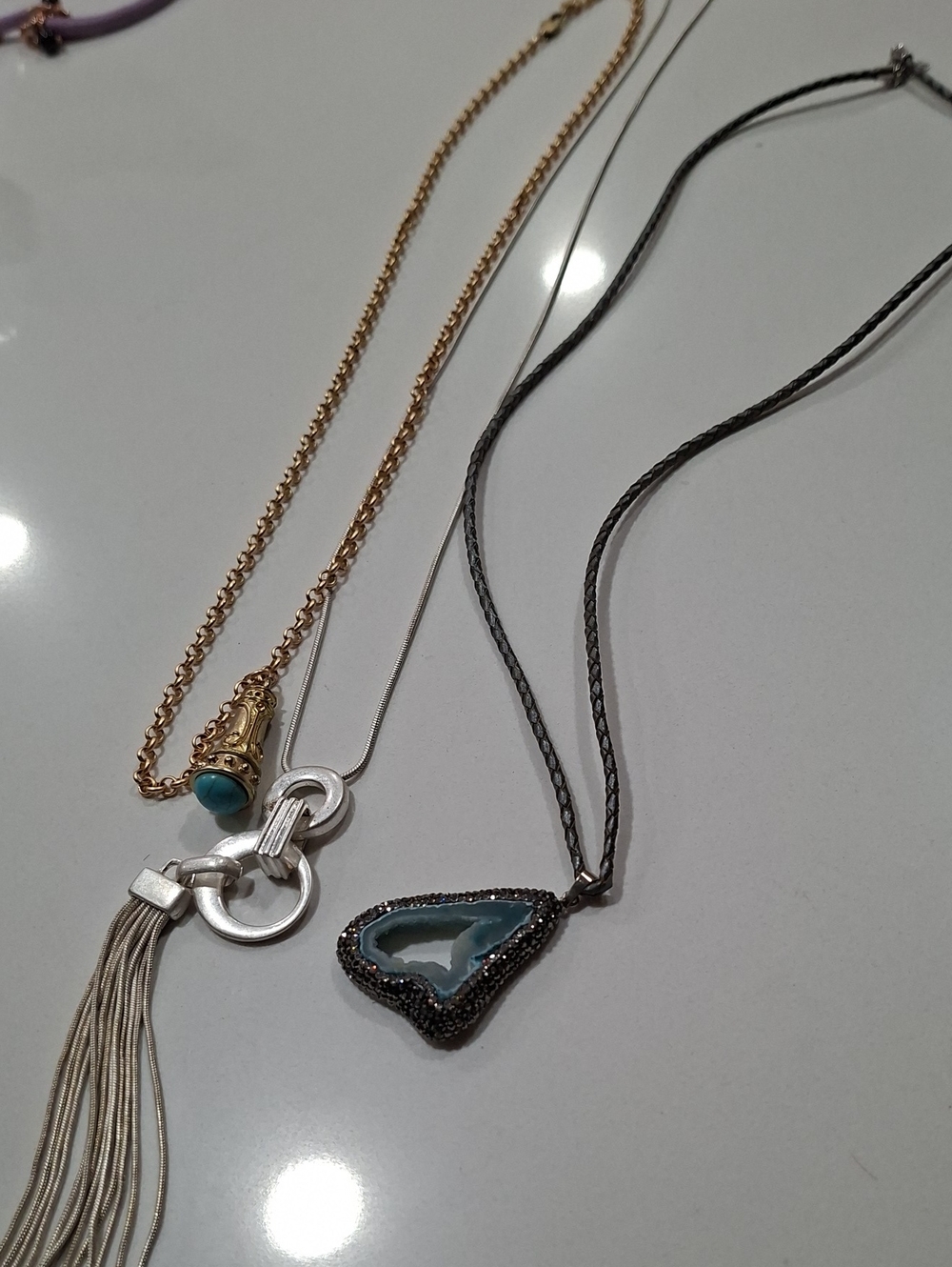 Lot Of 3 Mixed Necklaces Blue Agate Slice Pendant Necklace with Gunmetal Chain